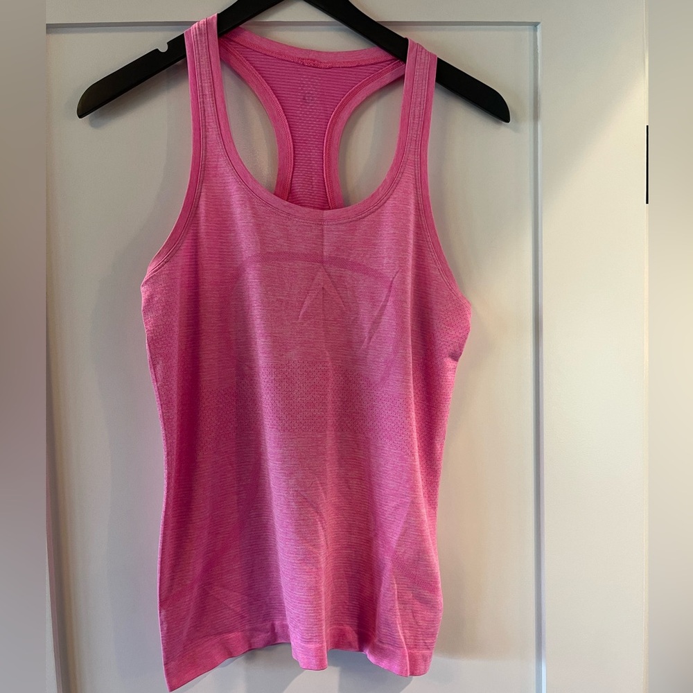 Lululemon tank